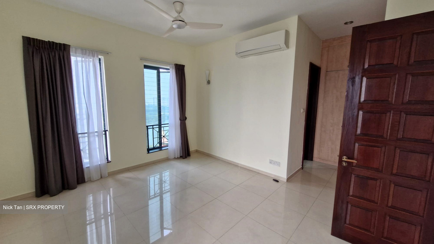 Pebble Bay (D15), Condominium #630698351